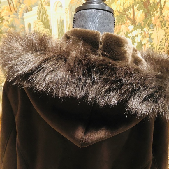 1 Madison Women's Fur Hooded Jacket BEAUTIFUL - Picture 4 of 7